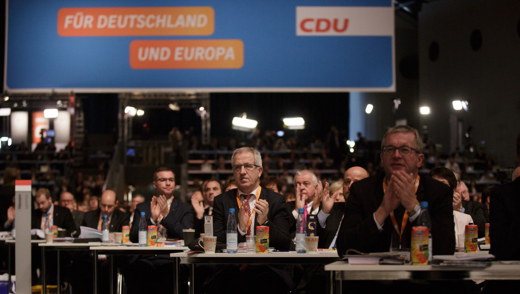 28. Parteitag der CDU Deutschlands am 14.12.15 in Karlsruhe. Rede Merkel. / Fotograf: Tobias Koch (www.tobiaskoch.net)